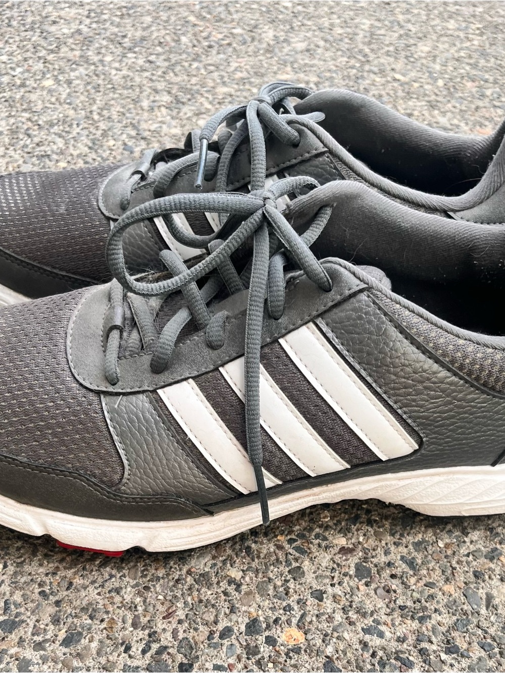 adidas Black and White Mens Golf Shoes Pre-loved